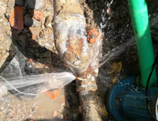 盐湖测漏水公司电话